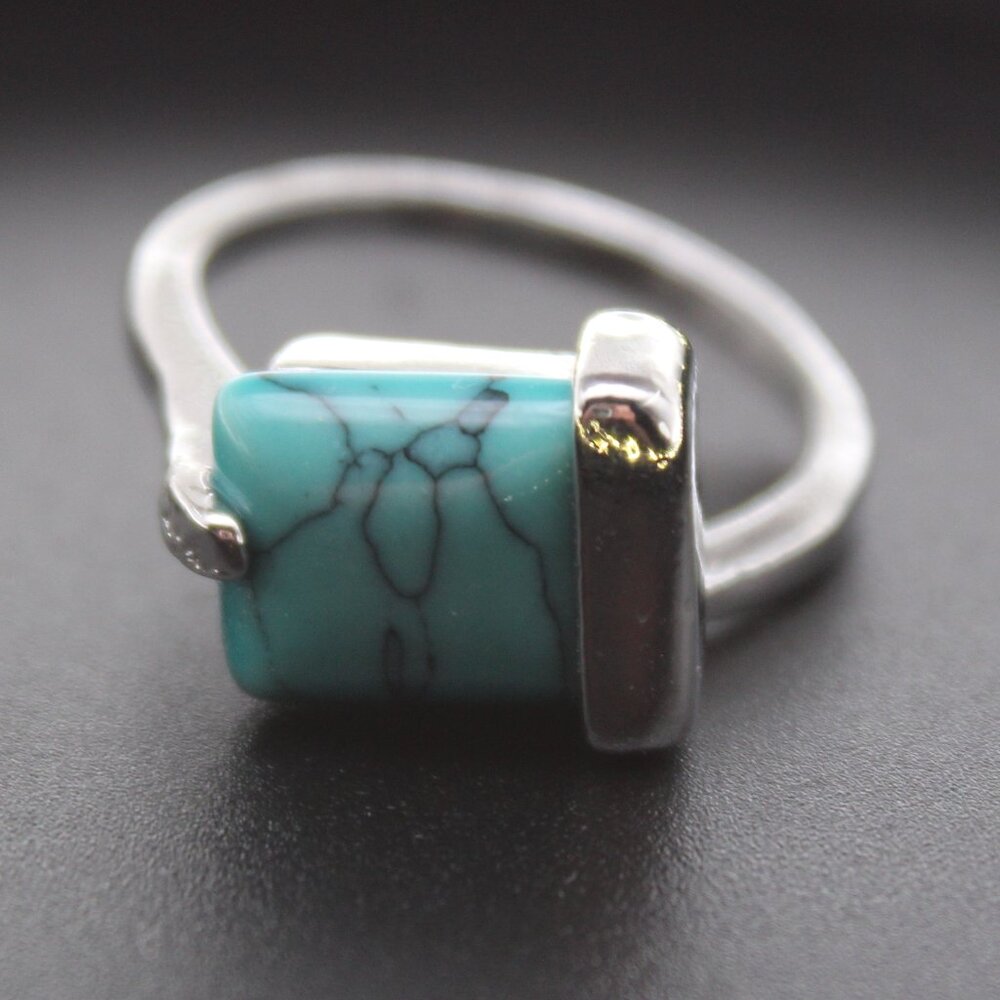 1242510-US 10 Rectangle Blue Stone Ring.